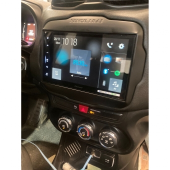 Moldura FIAMON Padrão Pioneer - Jeep Renegade 2015/2021 - Preto