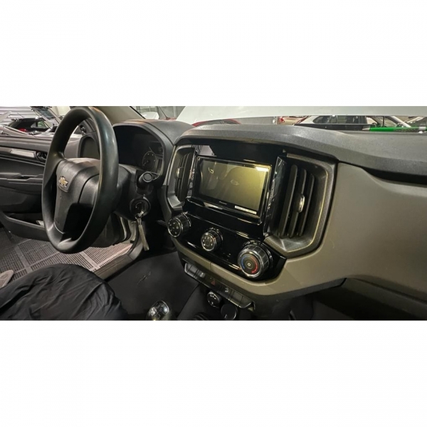 Moldura FIAMON 7 Pol - Chevrolet GM S-10 Ar Analógico - Black Piano - 4024